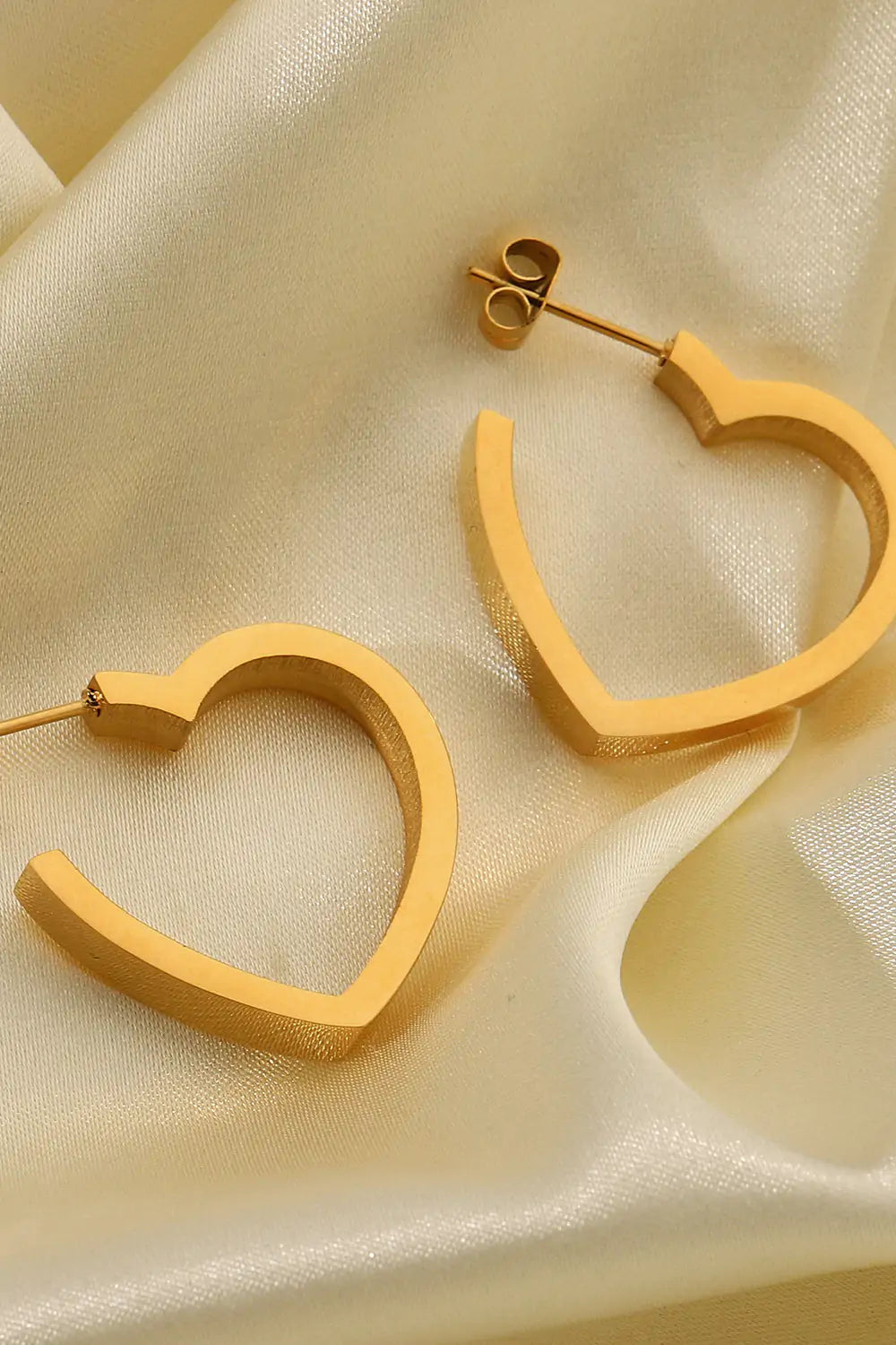 Heart Throb Earrings