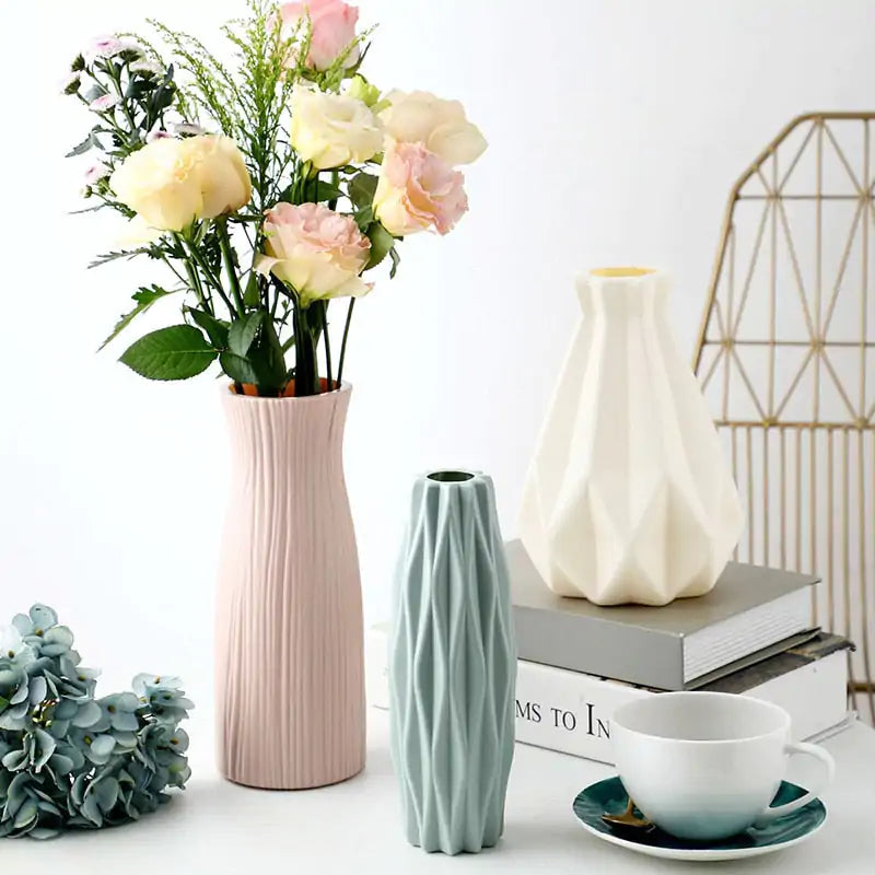 Layla Vases